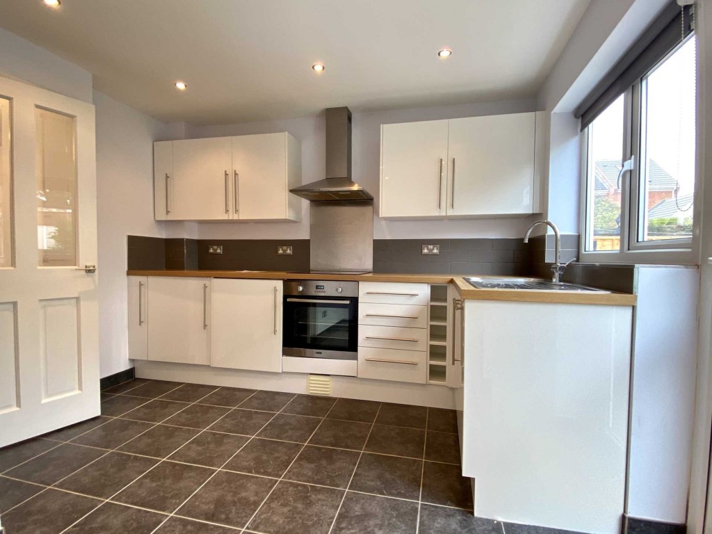 Images for Edmonds Drive Stevenage EAID:RHEM1 BID:RHEM1
