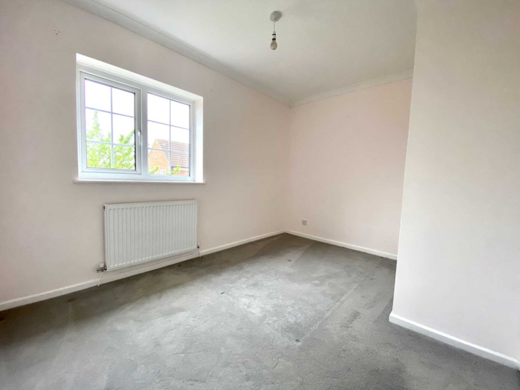 Images for Edmonds Drive Stevenage EAID:RHEM1 BID:RHEM1
