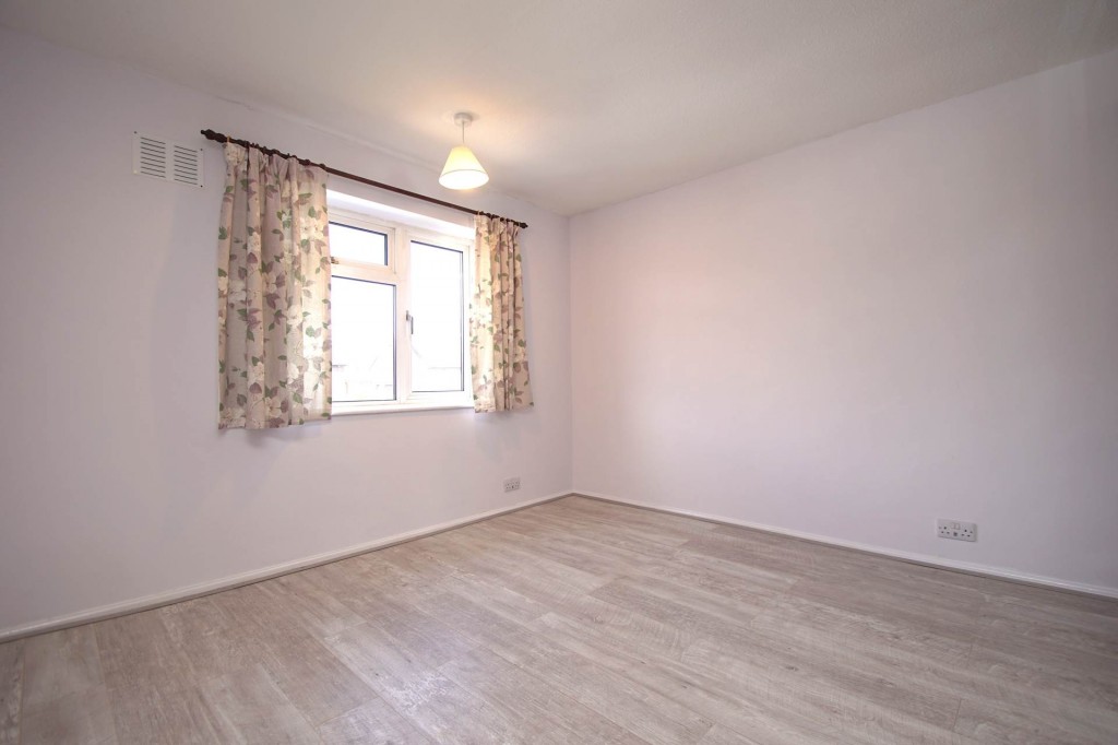 Images for Burnett Square, Hertford EAID:RHEM1 BID:RHEM1
