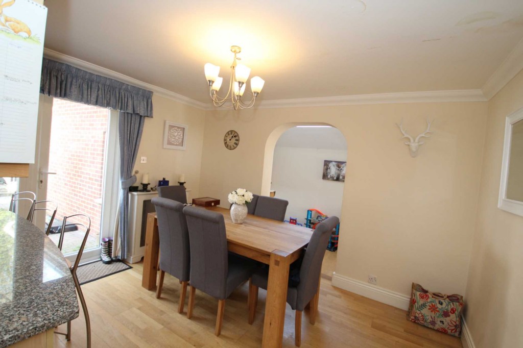 Images for Superb family home in Boxmoor EAID:RHEM0 BID:RHEM0