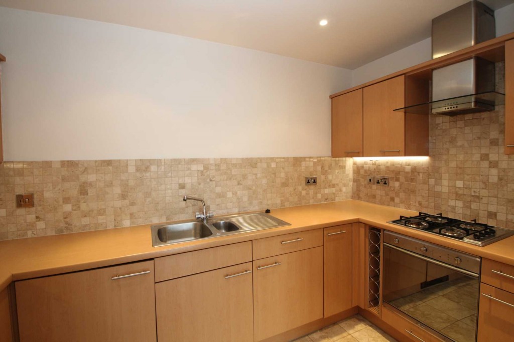 Images for MARINA VIEWS - 5 MINUTE WALK TO TRAIN STATION EAID:RHEM0 BID:RHEM0