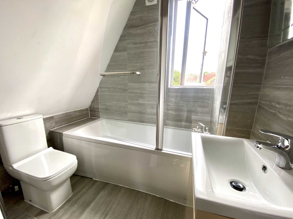 Images for Boxmoor Village, ELECTRIC, GAS & WATER COSTS INCLUDED IN RENT EAID:RHEM0 BID:RHEM0