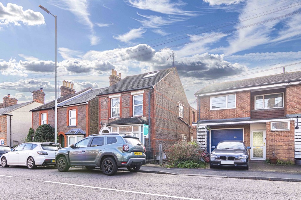 Images for Boxmoor High Street EAID:RHEM0 BID:RHEM0