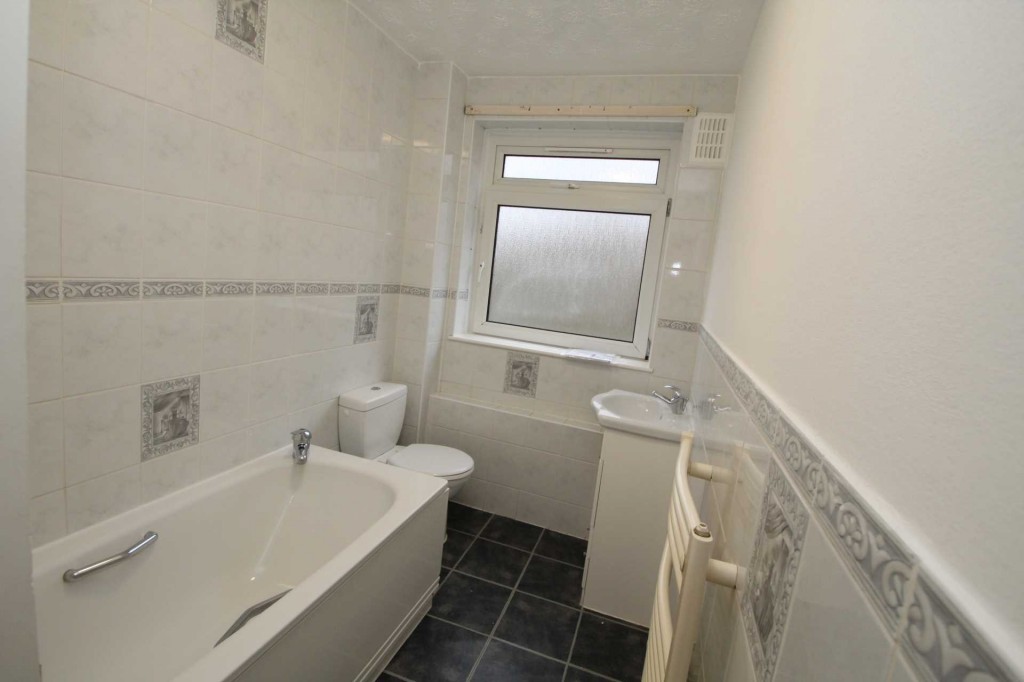 Images for Close to Hemel Hempstead train station EAID:RHEM0 BID:RHEM0