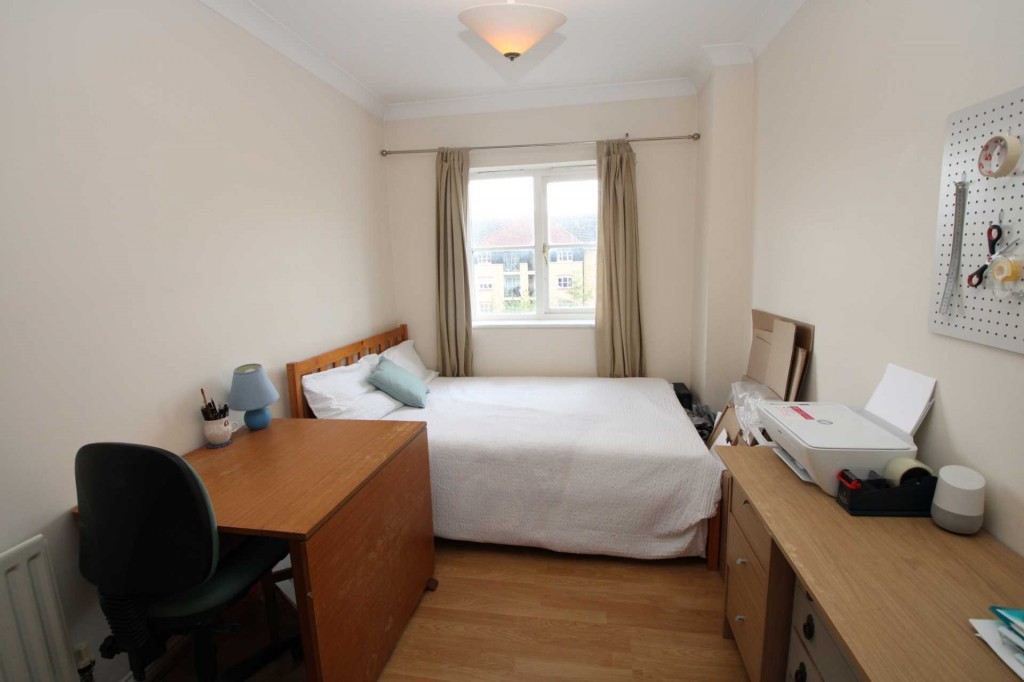 Images for Top floor apartment with views over the Marina, Apsley EAID:RHEM0 BID:RHEM0