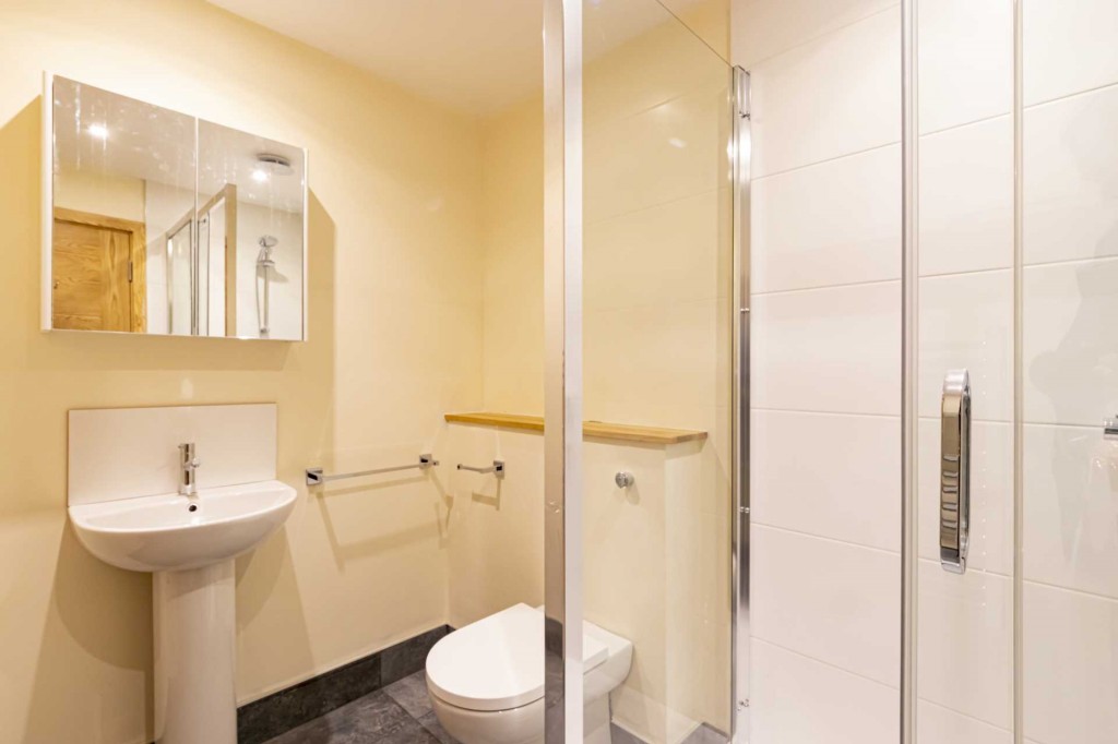 Images for MODERN LUXURY 1 BEDROOM APARTMENT SET IN HEART OF HEMEL OLD TOWN EAID:RHEM0 BID:RHEM0