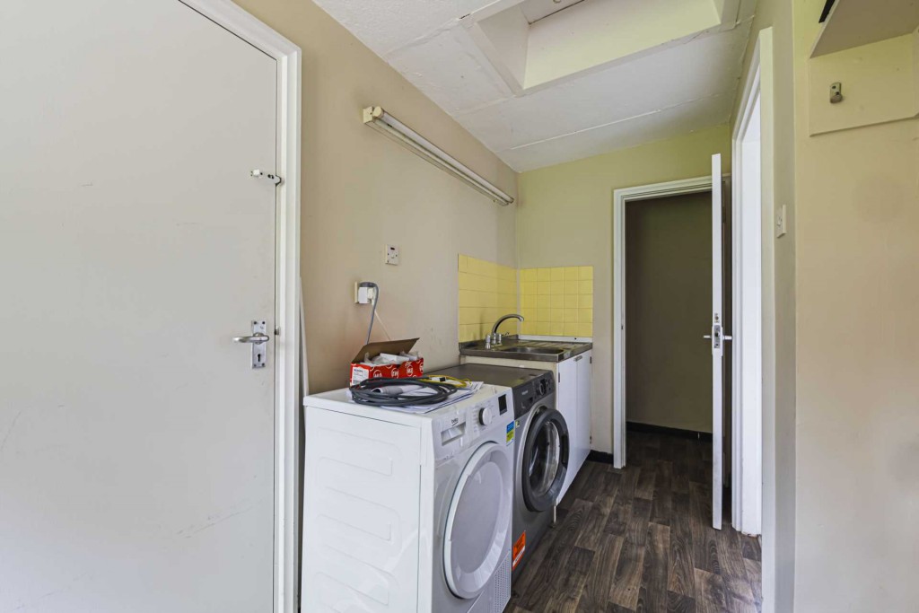 Images for Hyde Lane EAID:RHEM0 BID:RHEM0