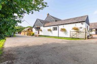 Images for Tucked away location with spectacular views