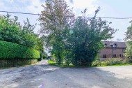 Images for Tucked away location with spectacular views