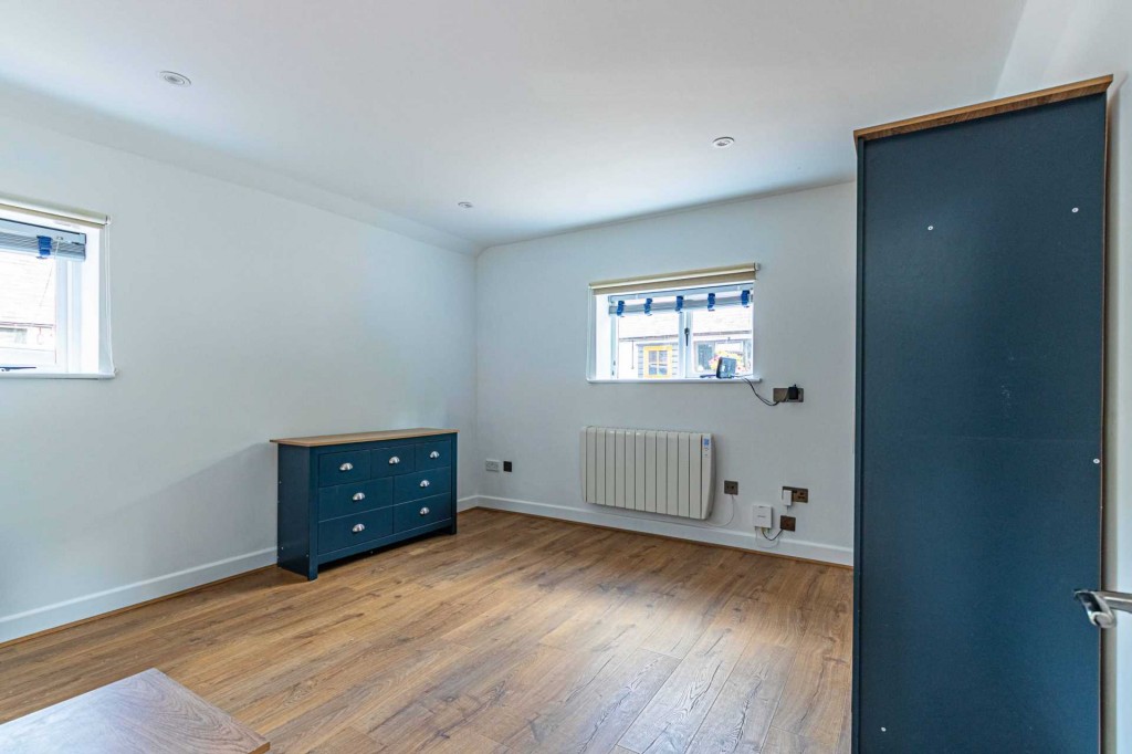 Images for Tucked away location with spectacular views EAID:RHEM0 BID:RHEM0