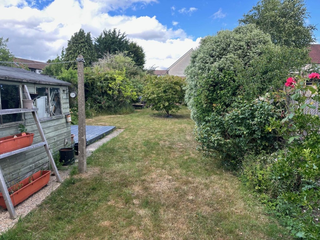 Images for Three bedroom family home in a good location. EAID:RHEM0 BID:RHEM0