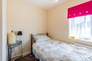 Images for Walking distance to local schools