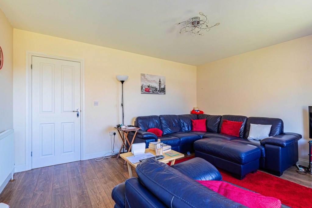Images for Walking distance to local schools EAID:RHEM0 BID:RHEM0