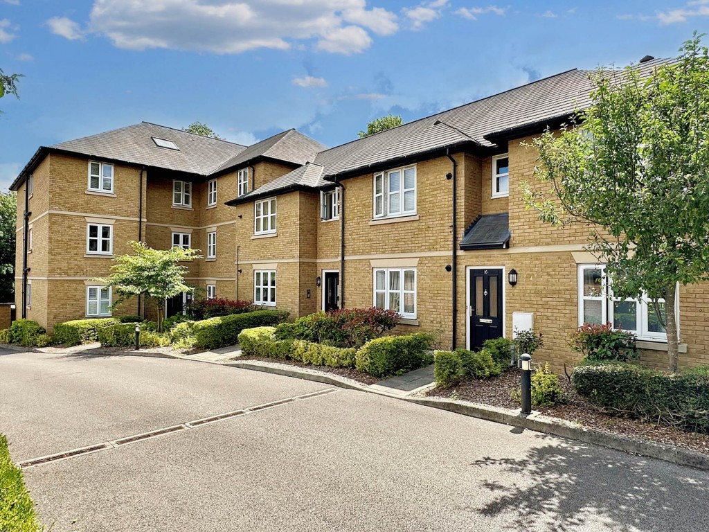 Images for Quiet development in the town centre EAID:RHEM0 BID:RHEM0