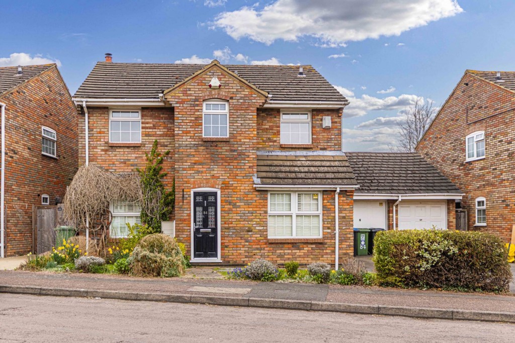 Images for Grove Gardens, Tring EAID:RHEM0 BID:RHEM0