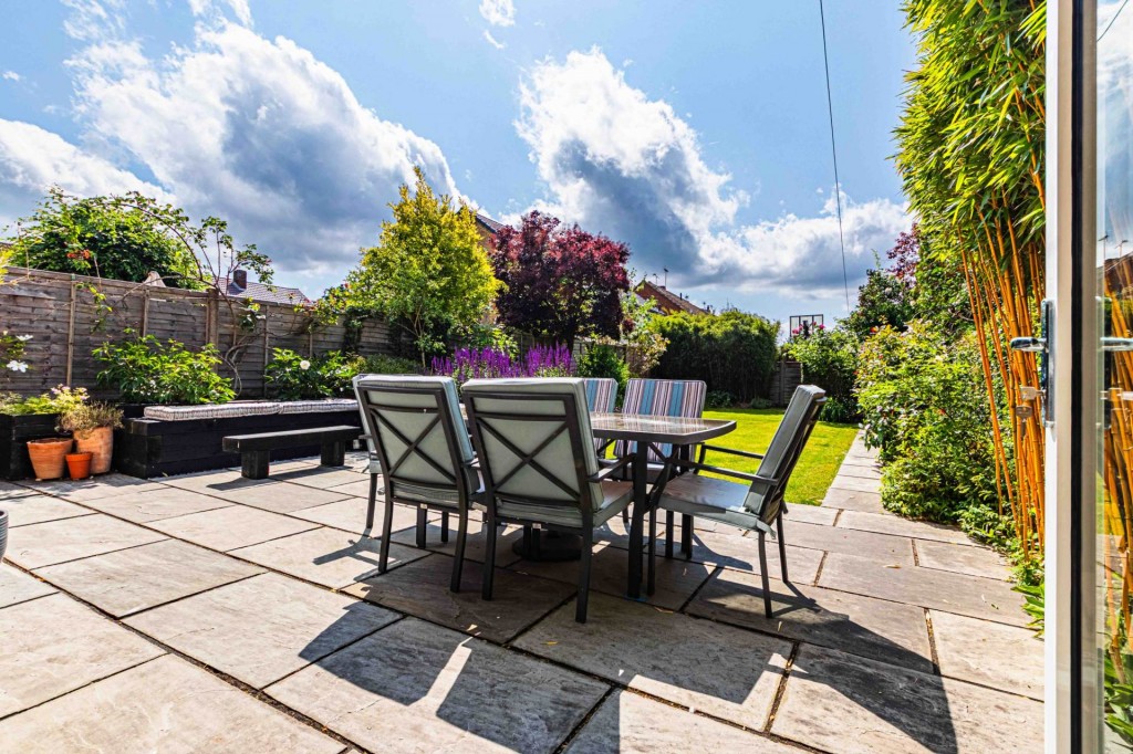 Images for Trebellan Drive, Hemel Hempstead EAID:RHEM0 BID:RHEM0