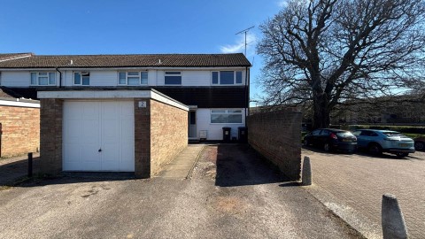 Walking distance to local amenities