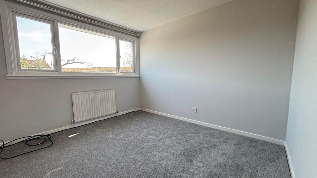 Images for Walking distance to local amenities EAID:RHEM0 BID:RHEM0