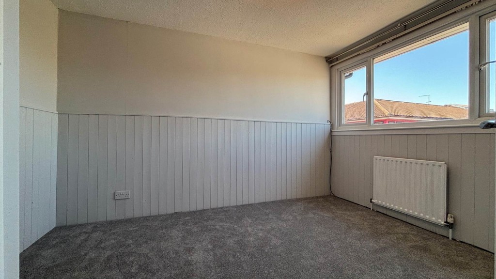Images for Walking distance to local amenities EAID:RHEM0 BID:RHEM0
