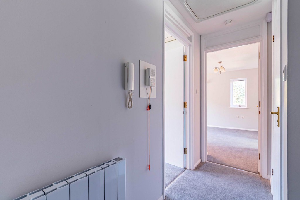 Images for Over 55`s Retirement Flat located in Kings Langley EAID:RHEM0 BID:RHEM0