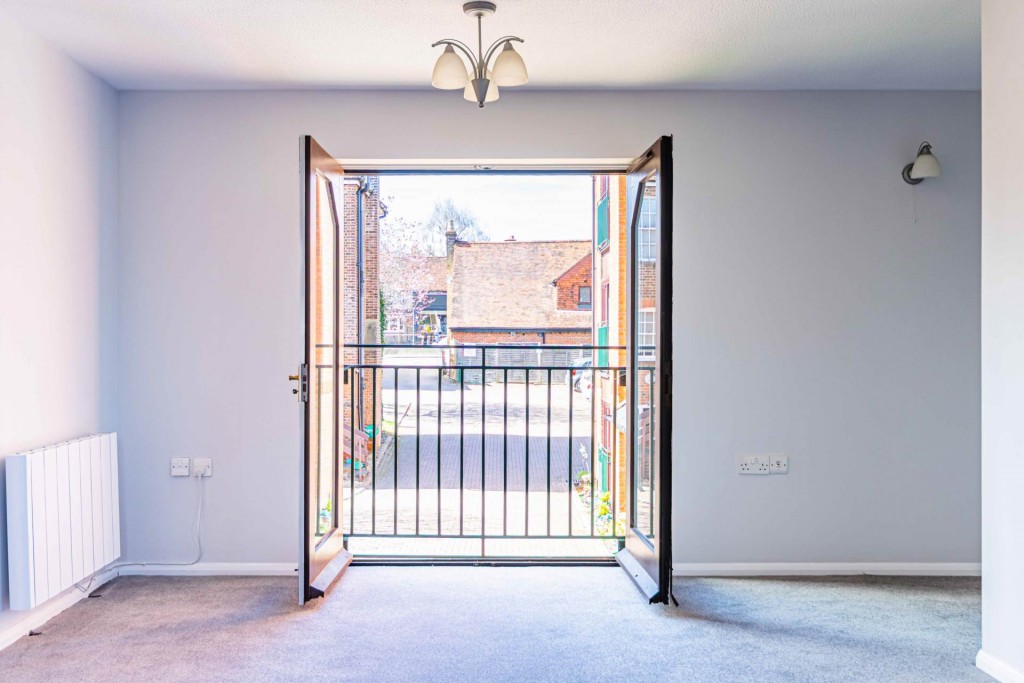Images for Over 55`s Retirement Flat located in Kings Langley EAID:RHEM0 BID:RHEM0