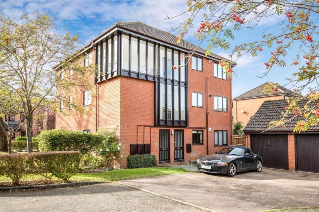 Images for Tweed Close, Berkhamsted EAID:RHEM0 BID:RHEM0