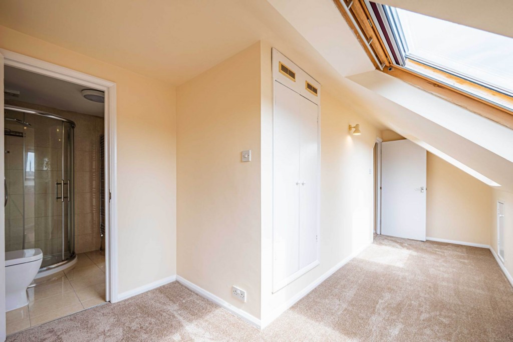 Images for Spacious family home EAID:RHEM0 BID:RHEM0