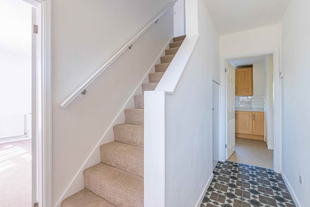 Images for Walking distance to town centre EAID:RHEM0 BID:RHEM0