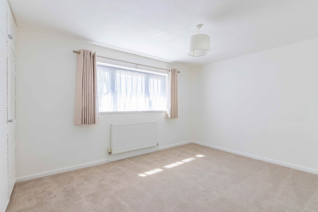 Images for Walking distance to town centre EAID:RHEM0 BID:RHEM0