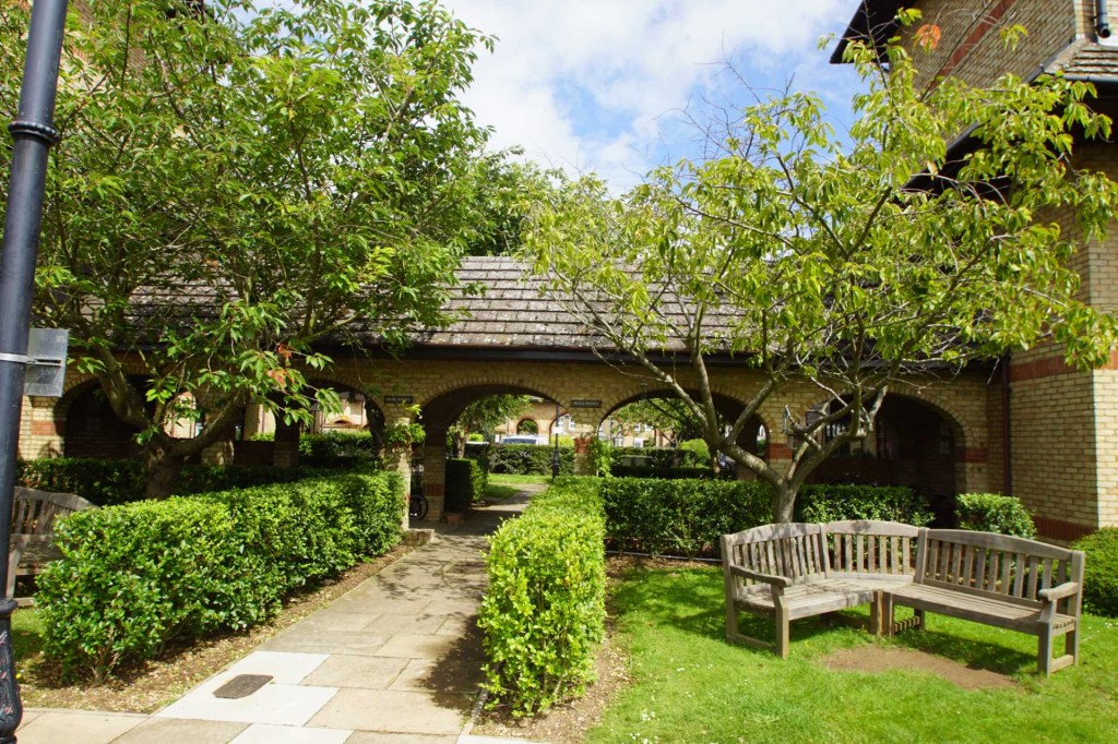 Images for Lygean Avenue, Ware, Hertfordshire EAID:877454123 BID:RHA