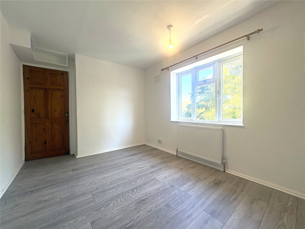 Images for Windsor Drive, Hertford, Hertfordshire EAID:877454123 BID:RHA