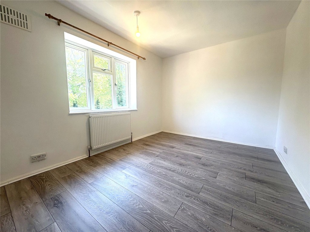 Images for Windsor Drive, Hertford, Hertfordshire EAID:877454123 BID:RHA
