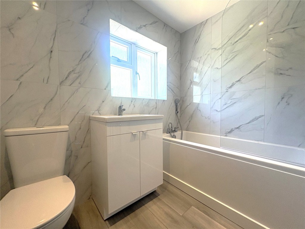 Images for Windsor Drive, Hertford, Hertfordshire EAID:877454123 BID:RHA