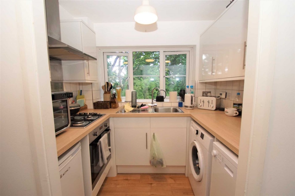 Images for Halleys Ridge, Hertford, Hertfordshire EAID:877454123 BID:RHA