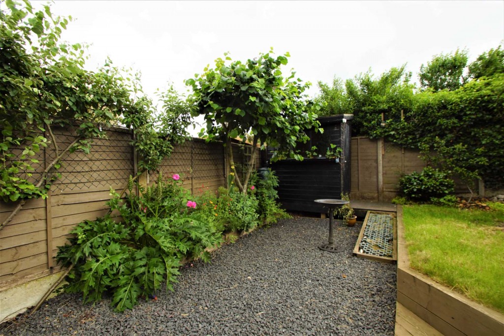 Images for New Road, Hertford, Hertfordshire EAID:877454123 BID:RHA