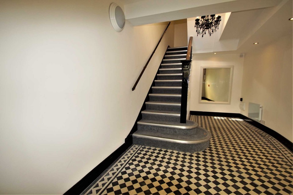 Images for Castle Street, 17 Castle Street, Hertford, Hertfordshire EAID:877454123 BID:RHA