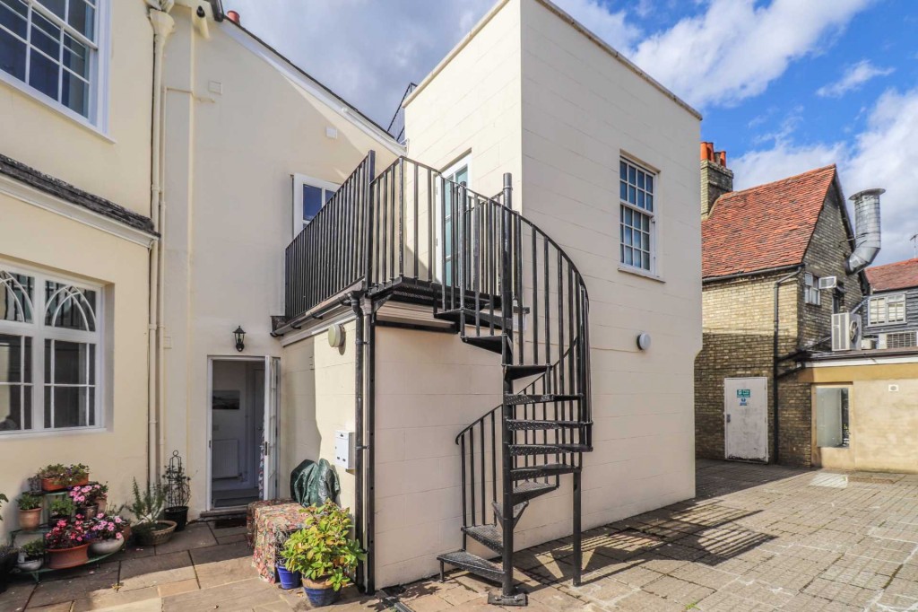 Images for Castle Street, 17 Castle Street, Hertford, Hertfordshire EAID:877454123 BID:RHA
