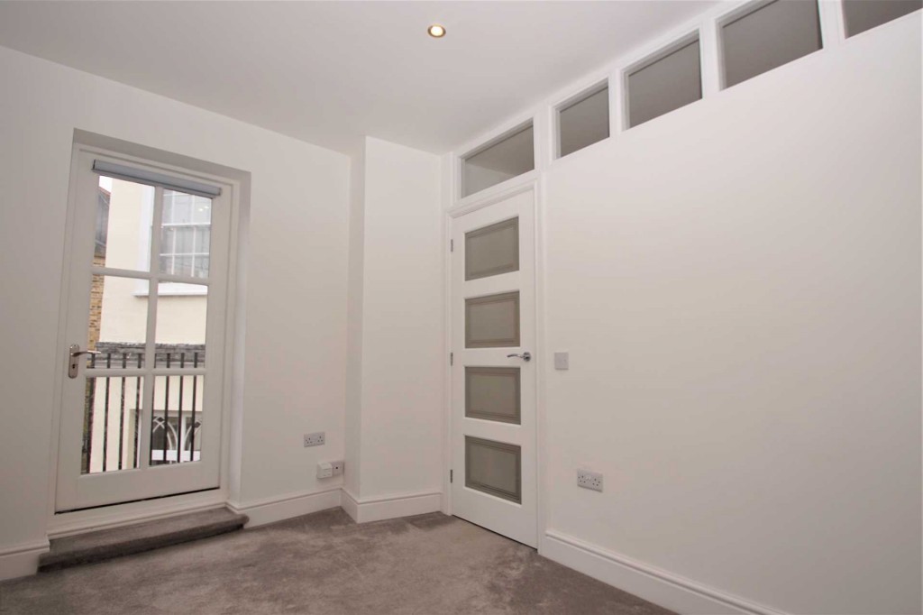 Images for Castle Street, 17 Castle Street, Hertford, Hertfordshire EAID:877454123 BID:RHA