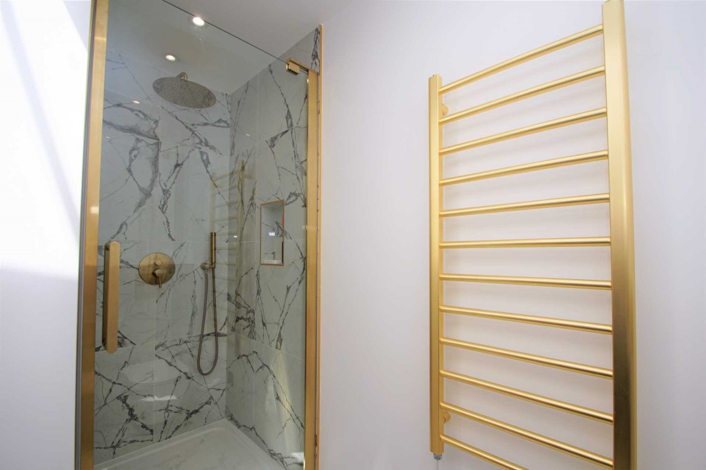 Images for Old Cross, Hertford, Hertfordshire EAID:877454123 BID:RHA