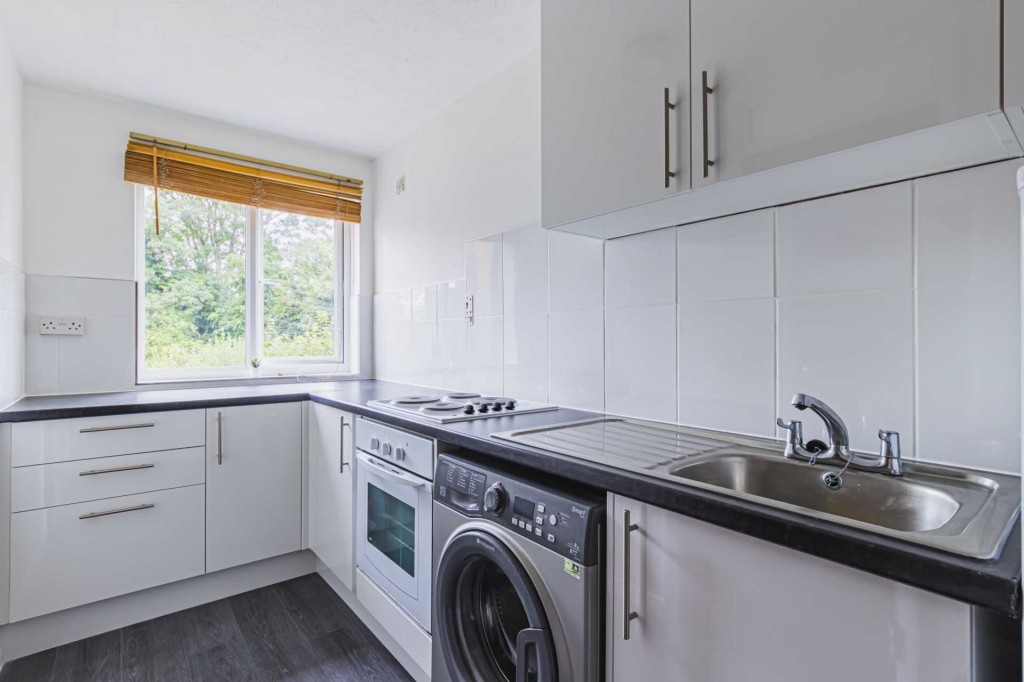 Images for Leighton Buzzard Road, Hemel Hempstead, Hertfordshire EAID:877454123 BID:RHH