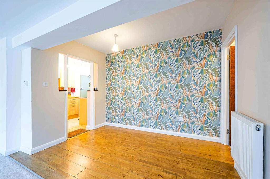 Images for Queensway, Hemel Hempstead, Hertfordshire EAID:877454123 BID:RHH