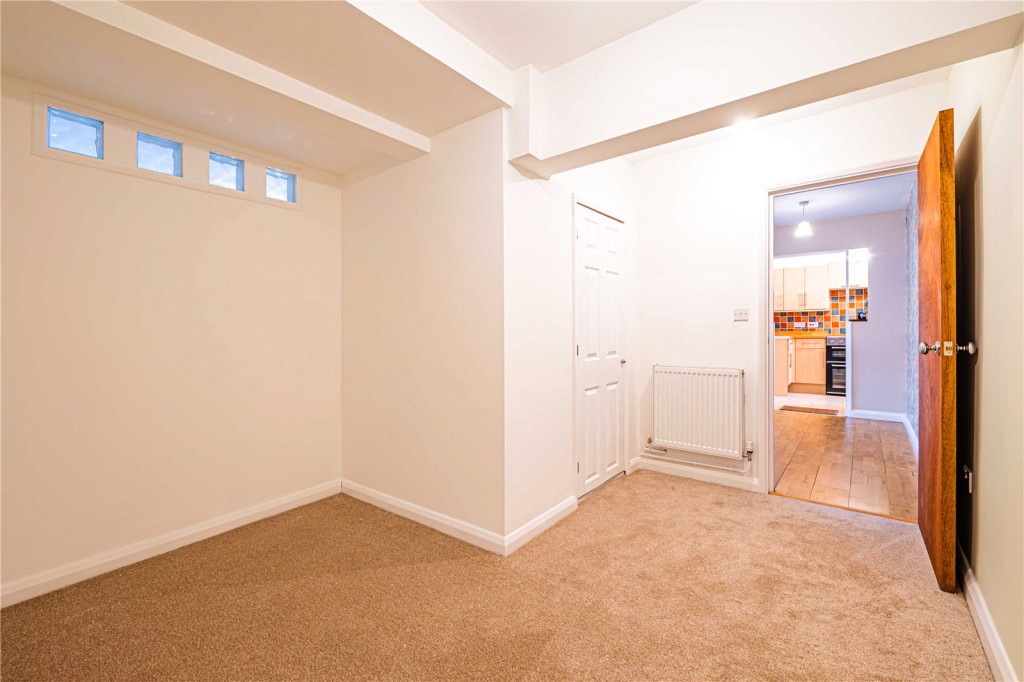 Images for Queensway, Hemel Hempstead, Hertfordshire EAID:877454123 BID:RHH