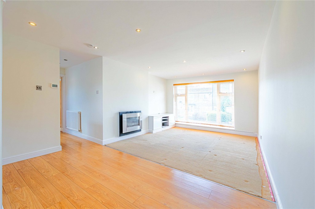 Images for Poynders Hill, Hemel Hempstead, Hertfordshire EAID:877454123 BID:RHH