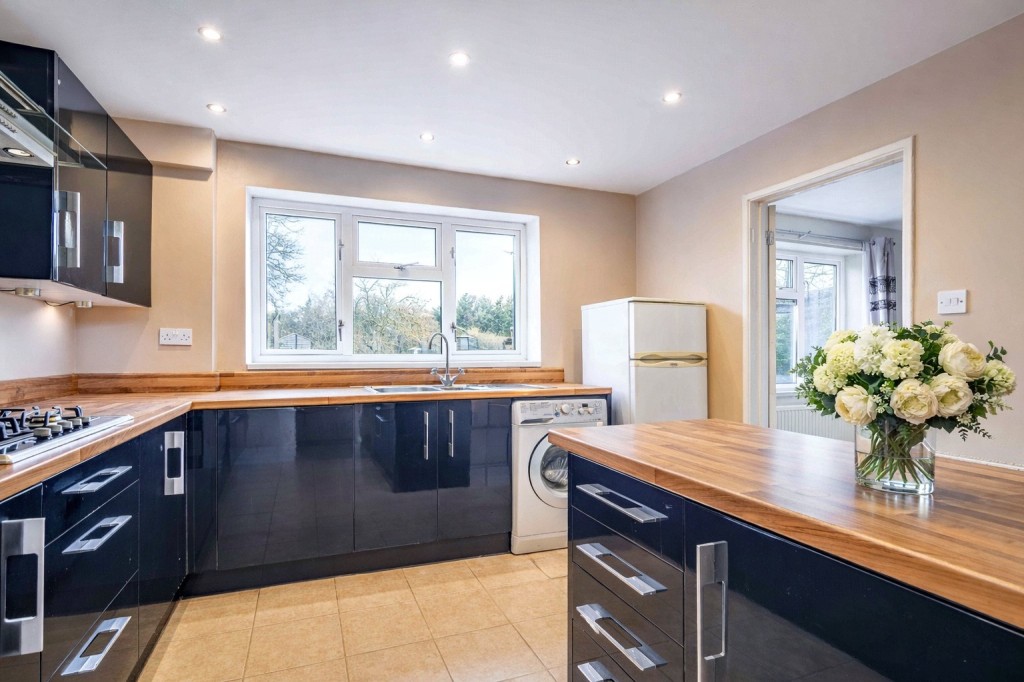 Images for Brickmakers Lane, Hemel Hempstead, Hertfordshire EAID:877454123 BID:RHH