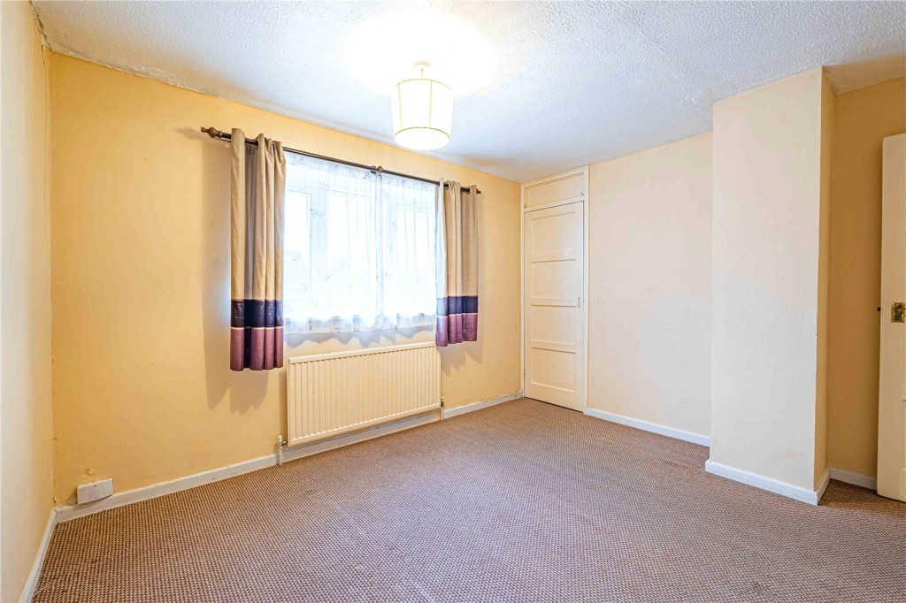 Images for Brickmakers Lane, Hemel Hempstead, Hertfordshire EAID:877454123 BID:RHH