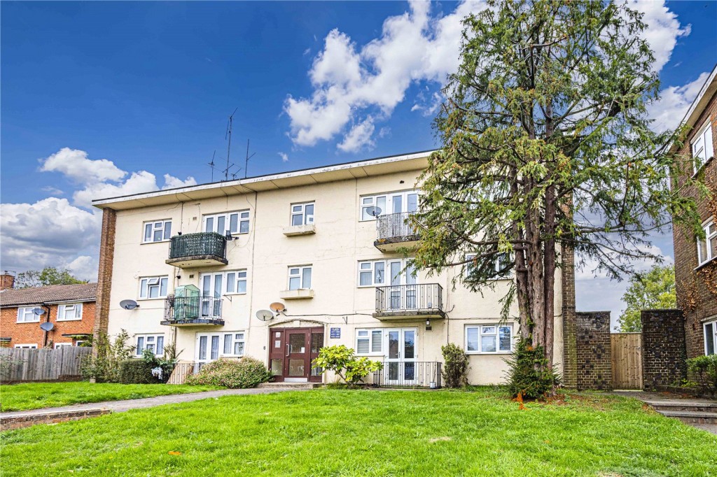 Images for Long Chaulden, Hemel Hempstead, Hertfordshire EAID:877454123 BID:RHH