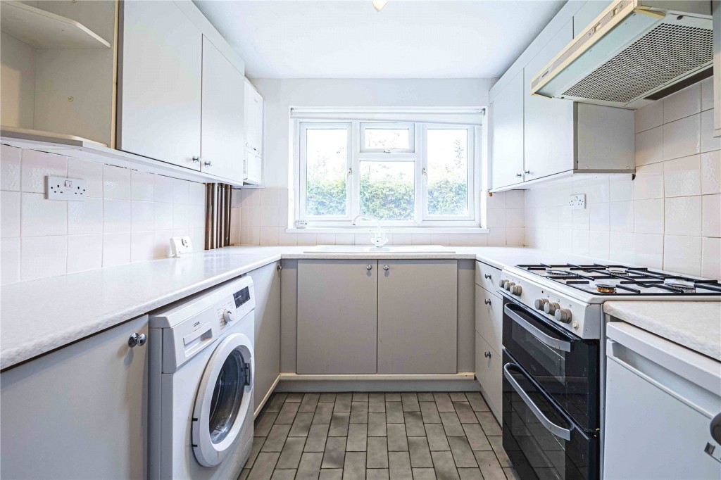 Images for Long Chaulden, Hemel Hempstead, Hertfordshire EAID:877454123 BID:RHH