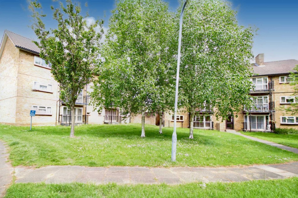Images for Longlands, Hemel Hempstead, Hertfordshire EAID:877454123 BID:RHH