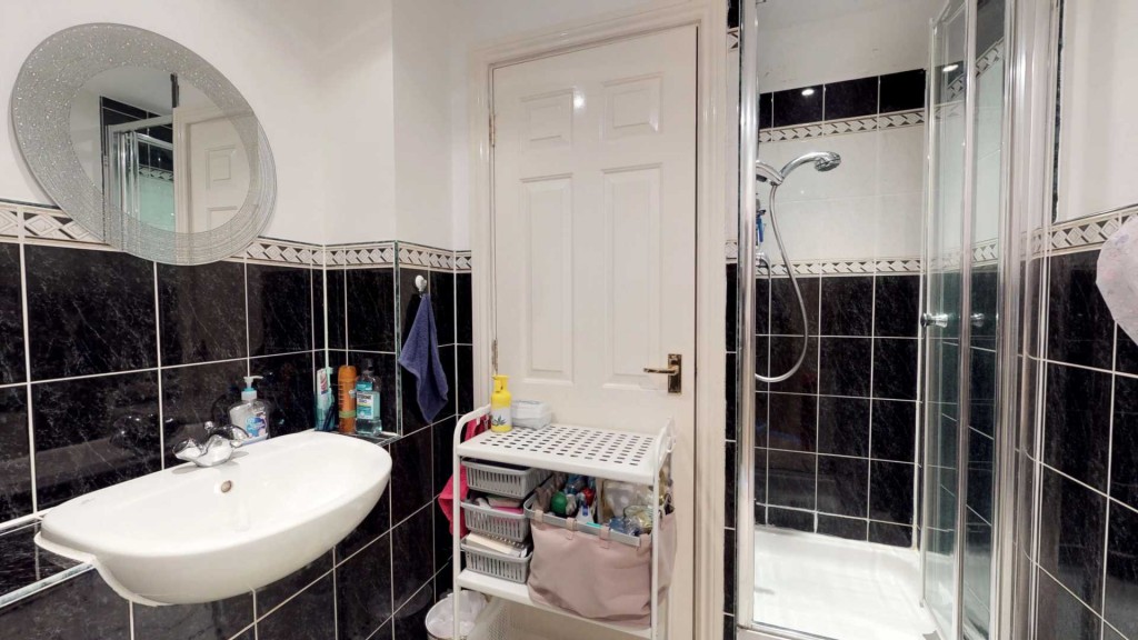 Images for Stephenson Wharf, Hemel Hempstead, Hertfordshire EAID:877454123 BID:RHH