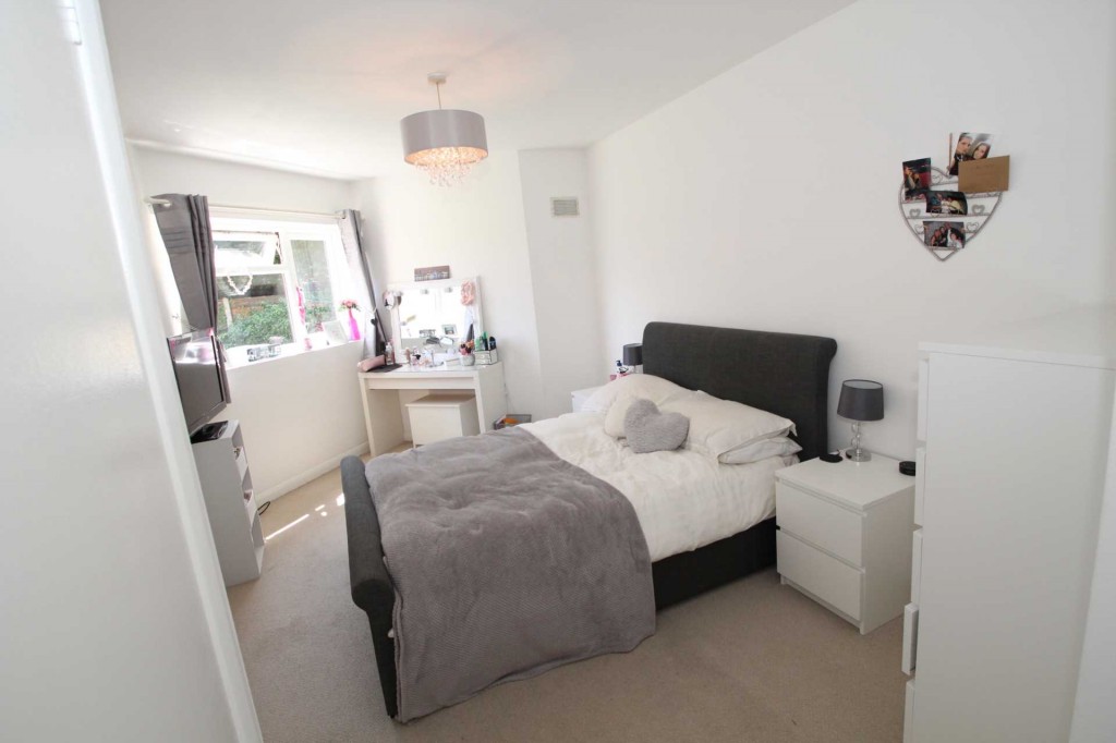 Images for High Street Green, Hemel Hempstead, Hertfordshire EAID:877454123 BID:RHH